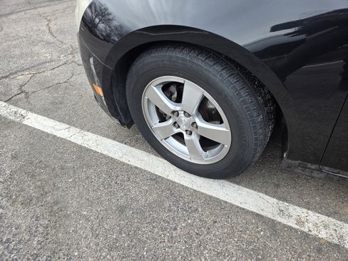 Used 2012 Chevrolet Cruze LT image 9