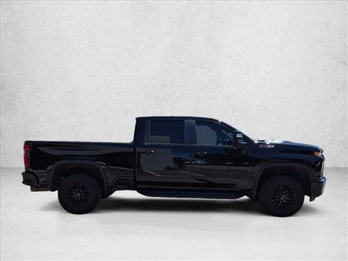 Used 2022 Chevrolet Silverado 2500 LTZ w/ LTZ Plus Package AWD/4WD image 4