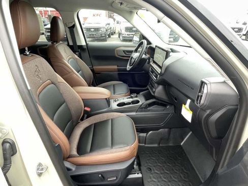 New 2025 Ford Bronco Sport Outer Banks w/ Sasquatch Outer Banks Package AWD/4WD image 22