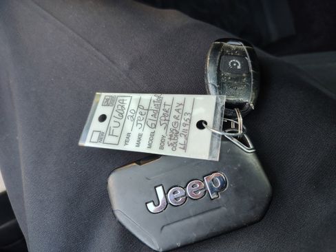 Certified 2020 Jeep Gladiator Sport image 29