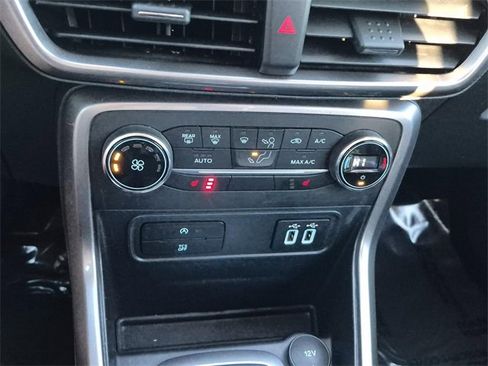 Used 2020 Ford EcoSport SE image 35