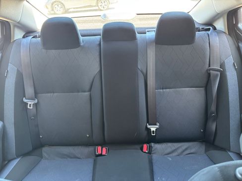 Used 2025 Nissan Versa SV FWD image 38