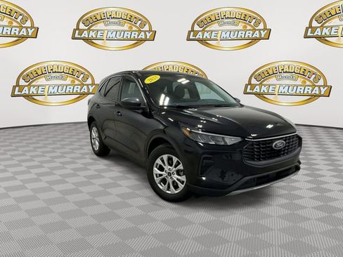 Used 2023 Ford Escape Active w/ Tech Pack #1 FWD image 5