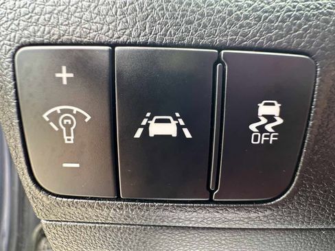 Used 2021 Kia K5 LXS FWD image 12