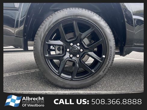 Used 2025 RAM 1500 Laramie w/ Night Edition AWD/4WD image 35