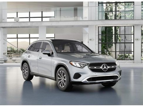New 2025 Mercedes-Benz GLC 300 4MATIC image 10
