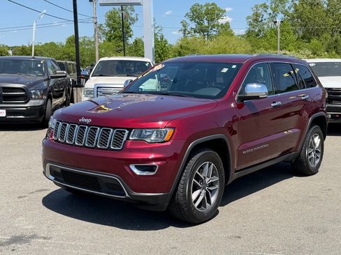 Used 2020 Jeep Grand Cherokee Limited AWD/4WD image 9