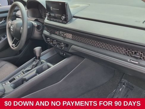 Used 2025 Honda Accord LX image 30