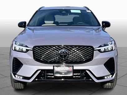New 2026 Volvo XC60 B5 Plus w/ Protection Package Premier