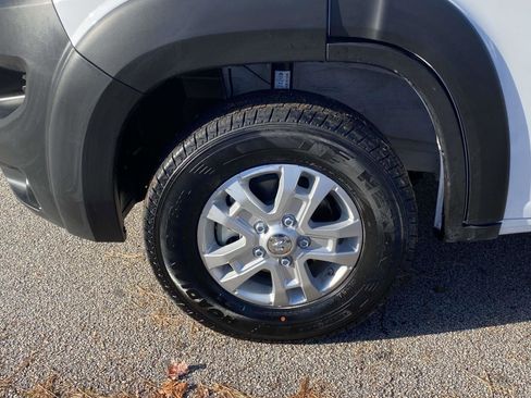 Used 2025 RAM ProMaster 2500 w/ Quick Order Package 22G SLT image 25