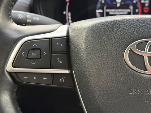 Used 2025 Toyota Grand Highlander FWD image 29