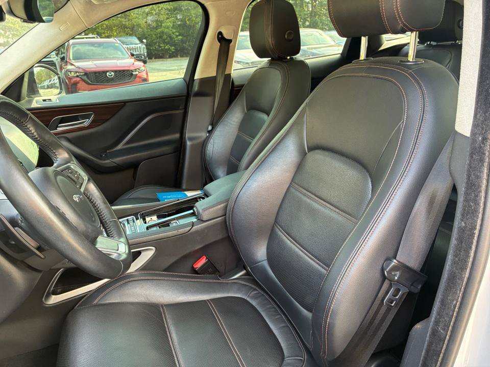 Used 2019 Jaguar F-PACE Prestige AWD/4WD image 30