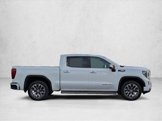 Used 2024 GMC Sierra 1500 Denali w/ Denali Reserve Package AWD/4WD image 4
