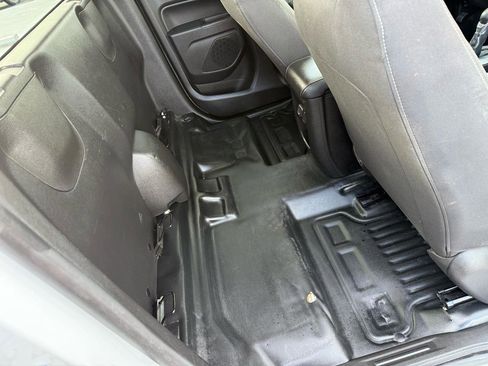 Used 2022 Chevrolet Colorado LT w/ Fleet Safety Package RWD image 14