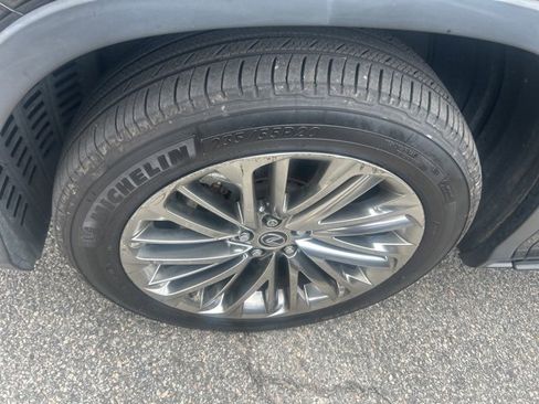 Used 2022 Lexus RX 450hL Luxury image 22