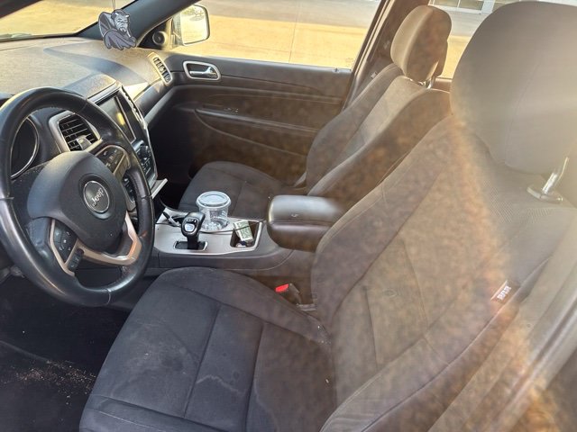 Used 2014 Jeep Grand Cherokee Laredo w/ 18" Wheel & 8.4" Radio Group AWD/4WD image 28
