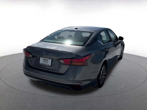 Used 2026 Nissan Altima 2.5 SV FWD image 14
