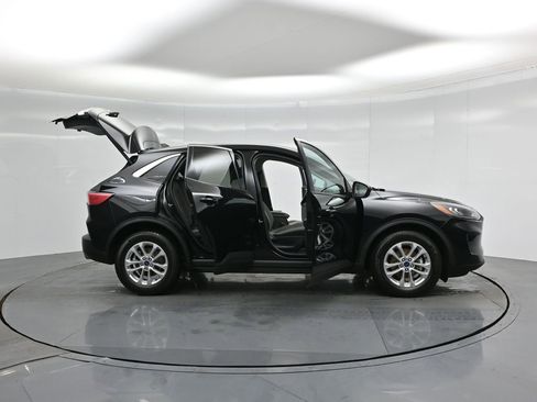 Certified 2022 Ford Escape SE w/ Convenience Package image 5
