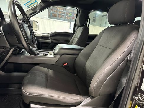 Used 2018 Ford F150 XLT w/ Equipment Group 302A Luxury AWD/4WD image 18