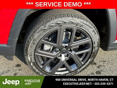 New 2025 Jeep Compass Limited w/ Sun & Sound Group image 8