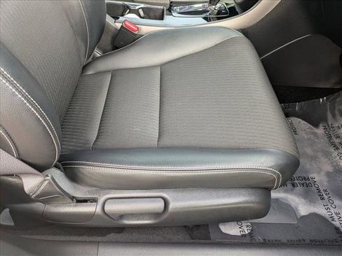 Used 2017 Honda Accord Sport image 17