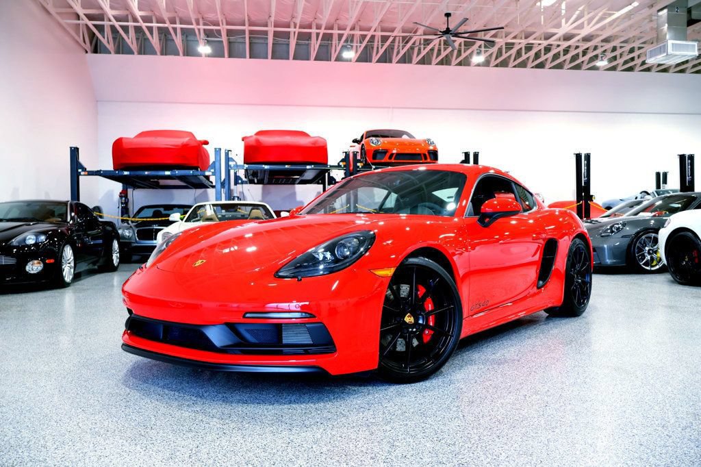 Used 2023 Porsche 718 Cayman GTS w/ GTS Interior Package RWD image 4
