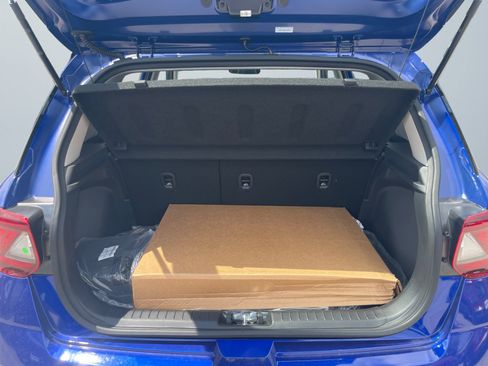 New 2025 Hyundai Venue Limited image 15