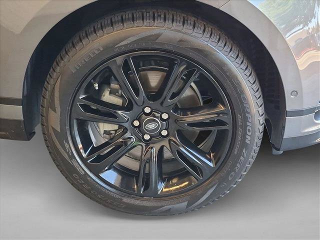 Used 2019 Land Rover Range Rover Velar R-Dynamic SE AWD/4WD image 26