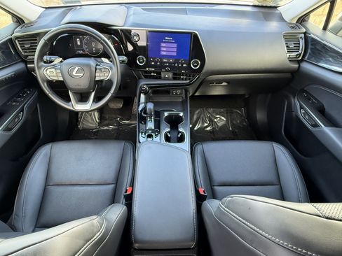Certified 2025 Lexus NX 250 250 Premium image 29