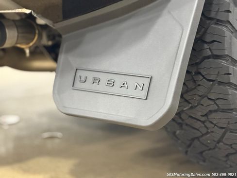 Used 2024 Land Rover Defender 90 V8 image 39