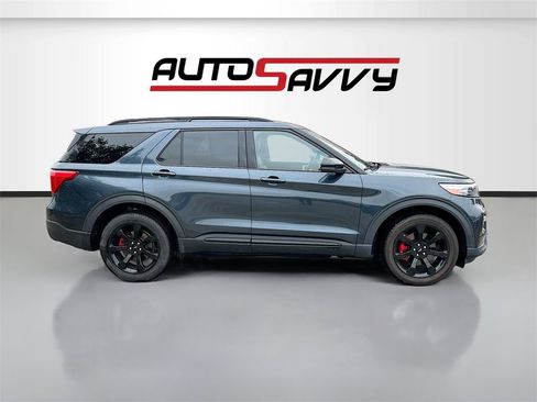 Used 2022 Ford Explorer ST w/ Equipment Group 401A image 8