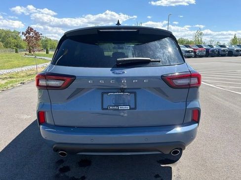 Used 2024 Ford Escape ST-Line w/ Tech Pack #1 FWD image 9
