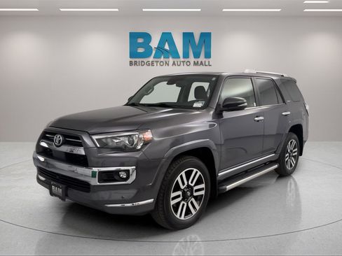 Used 2022 Toyota 4Runner Limited image 3