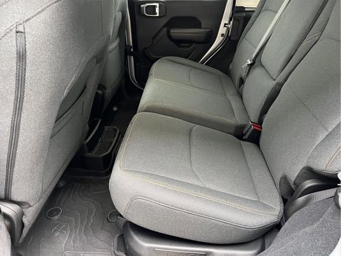 Used 2024 Jeep Wrangler Sport S w/ Convenience Group image 12