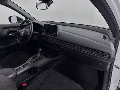 Certified 2023 Honda HR-V Sport image 27