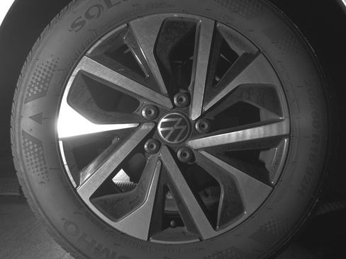 Used 2025 Volkswagen Jetta S image 15