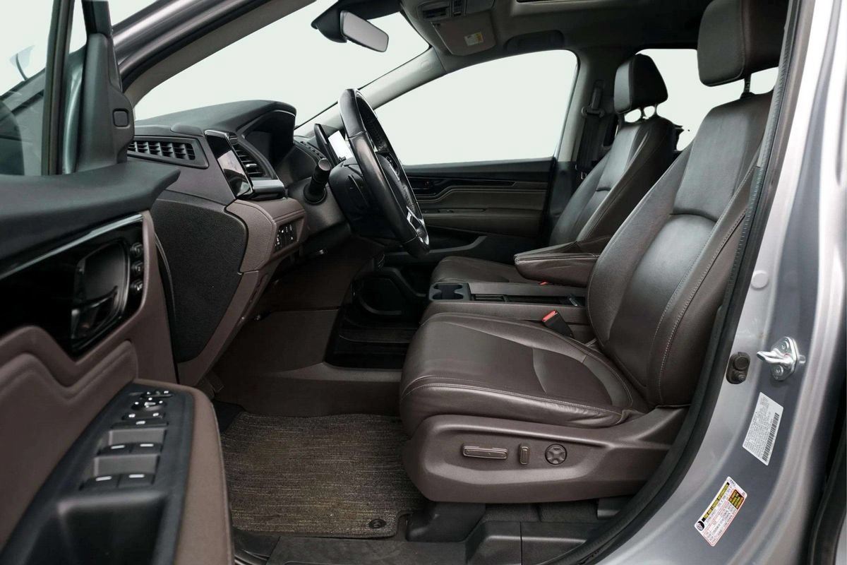 Used 2023 Honda Odyssey Touring image 18