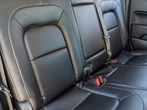 Used 2018 Chevrolet Colorado ZR2 image 41