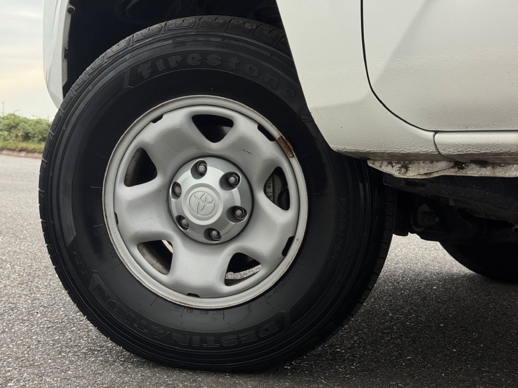 Certified 2021 Toyota Tacoma SR w/ SR Convenience Package RWD image 18