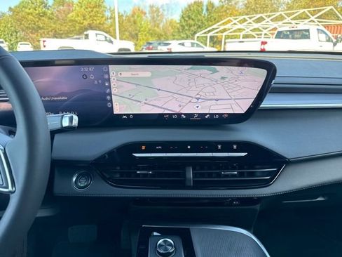 New 2026 Buick Enclave Sport Touring w/ Power Package FWD image 18