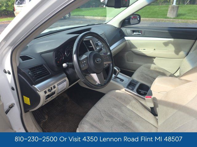 Used 2011 Subaru Legacy 2.5i Premium AWD/4WD image 11