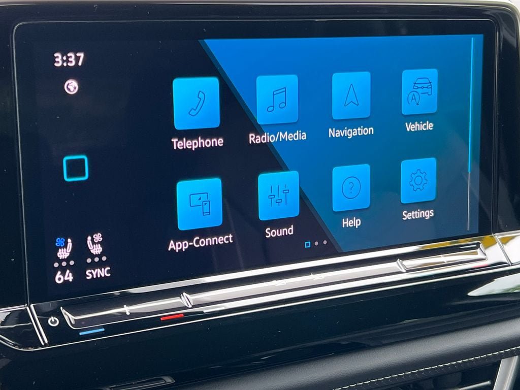 Used 2026 Volkswagen Atlas Cross Sport SE w/ Panoramic Sunroof Package AWD/4WD image 22