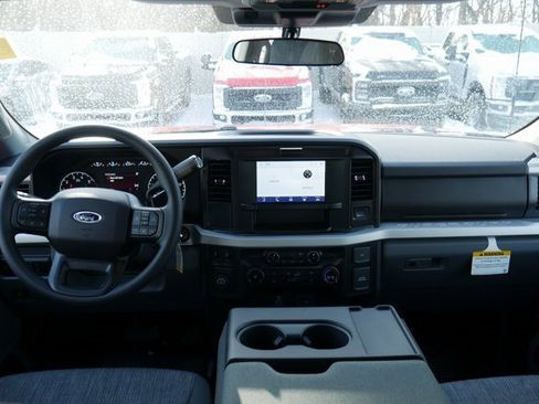 New 2026 Ford F250 XLT image 4