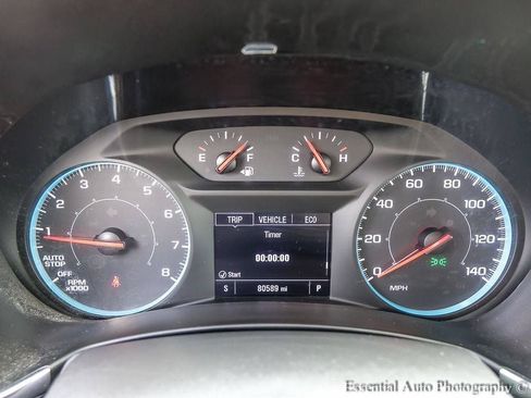 Used 2022 Chevrolet Equinox LS AWD/4WD image 13