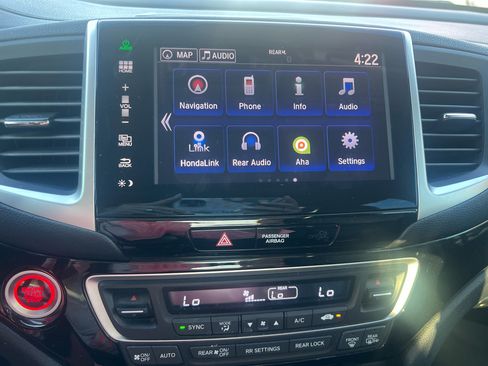 Used 2016 Honda Pilot Elite image 24