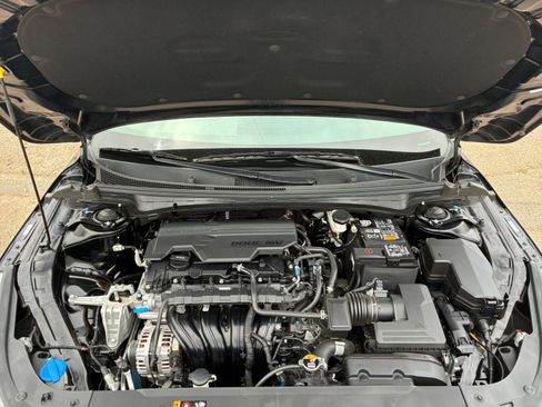 Used 2025 Kia K4 LXS image 31