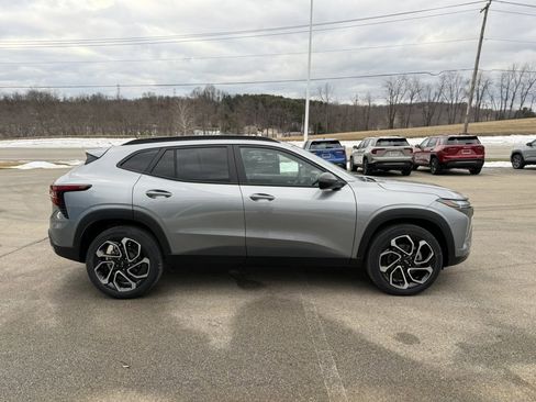 New 2026 Chevrolet Trax RS w/ Sunroof Package image 6
