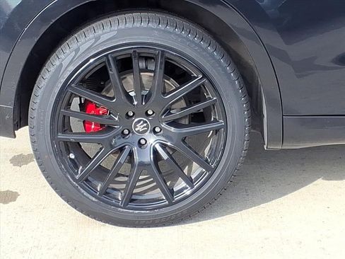 Used 2021 Maserati Levante S image 6