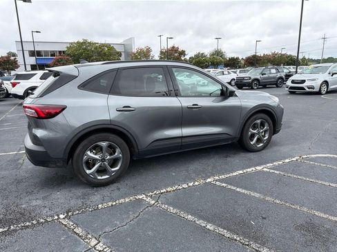 Certified 2025 Ford Escape ST-Line FWD image 9