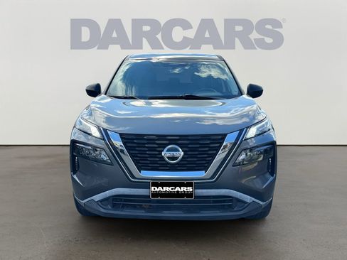 Used 2021 Nissan Rogue S image 2
